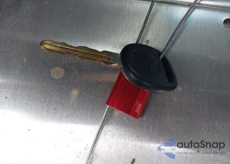 2000 Chevrolet Silverado 1500 from USA, damaged, VIN 1GCEC14W1YZ258214